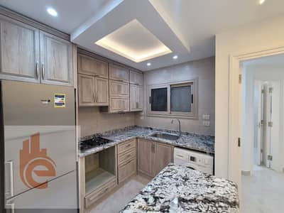 Hotel Apartment First Residence / Camp Shizar 120 m