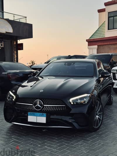 Mercedes-Benz E200 2022