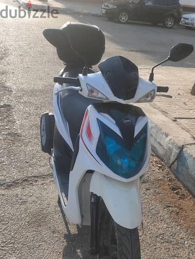 سكوتر للبيع Symphony sr 150 cc