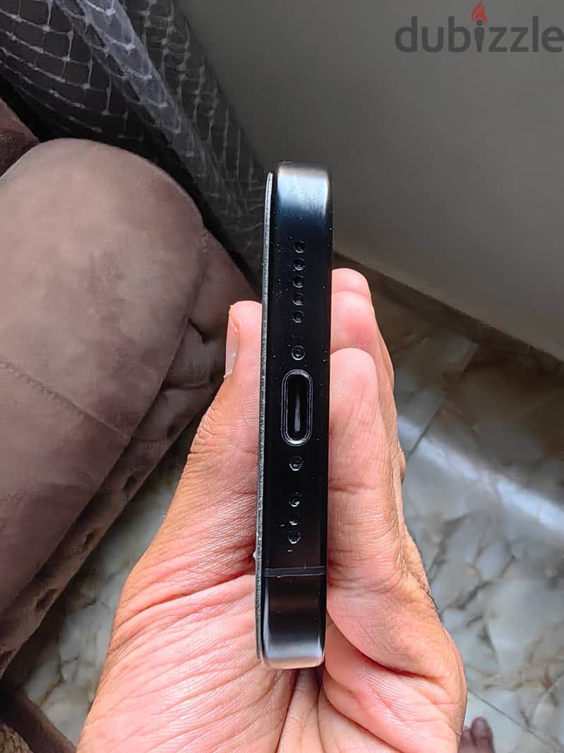 Apple - iPhone 16 Pro 1