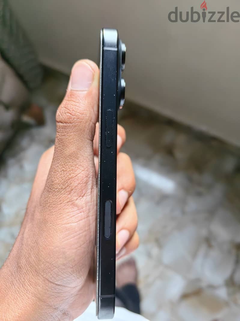 Apple - iPhone 16 Pro 4