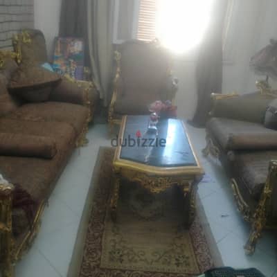 صالون الملكة مدهب