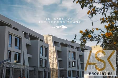 شاليهك تسليم فوري تشطيب كامل بالفرش قسط %5 شاليه بسعر لقطه فى SKY CITY  بالقرب من محطه تلفريك الجلاله