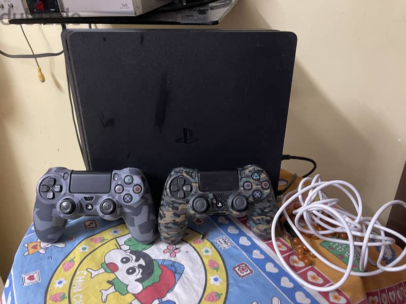PS4 slim 1 TB 1