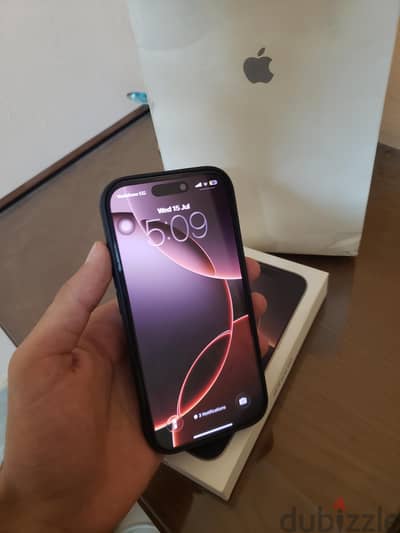 آبل - آيفون 16 برو