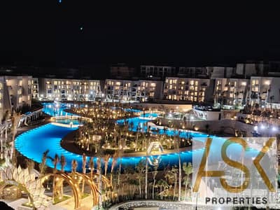 استلم فورا قسط  15% شاليه بسعرتنافسي  فى SKY CITY  بالقرب من جامعه الجلاله و المجمع الطبي
