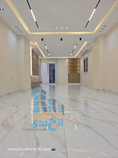 For sale - 180 meter apartment with a front view in the Pyramids Gardens - the fourth gate - area L - steps to Khair Zaman and the main 20th Street and Army Street next to all services