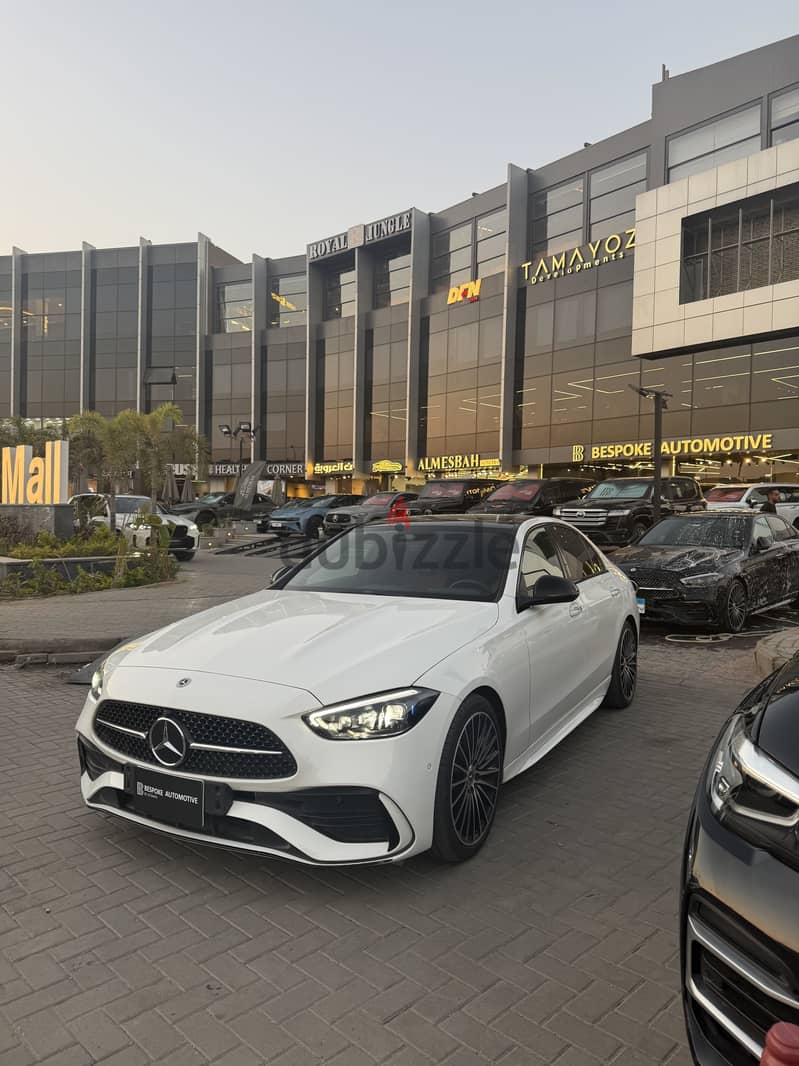 Mercedes-Benz C200 2025
