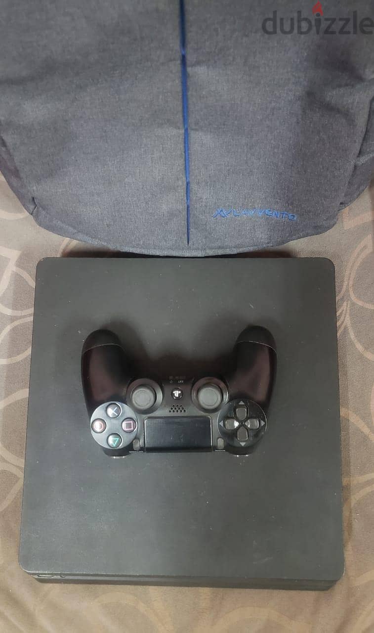 Playstation 4 slim 2