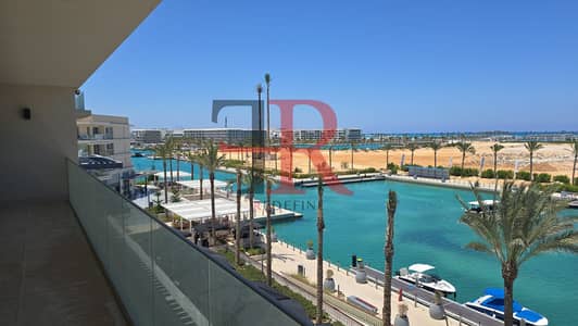 شاليه للبيع مباشرة على المارينا في مارينا فرونت مراسي الساحل الشمالي سيدي عبد الرحمن
