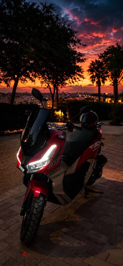 سكوتر دايون adv 200cc