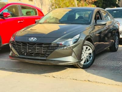 هيونداي إلينترا  CN7 2022 الفئة الاولى فابريكا بالكامل