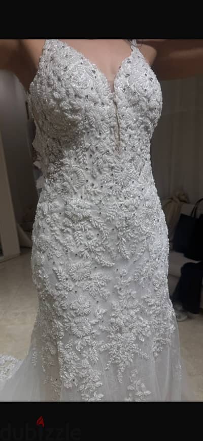 فستان allure bridal مطرز