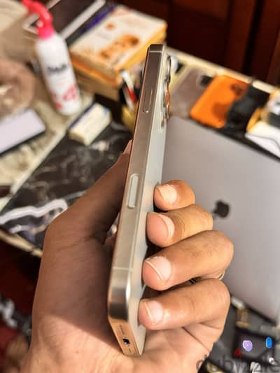 Apple - iPhone 16 Pro Max