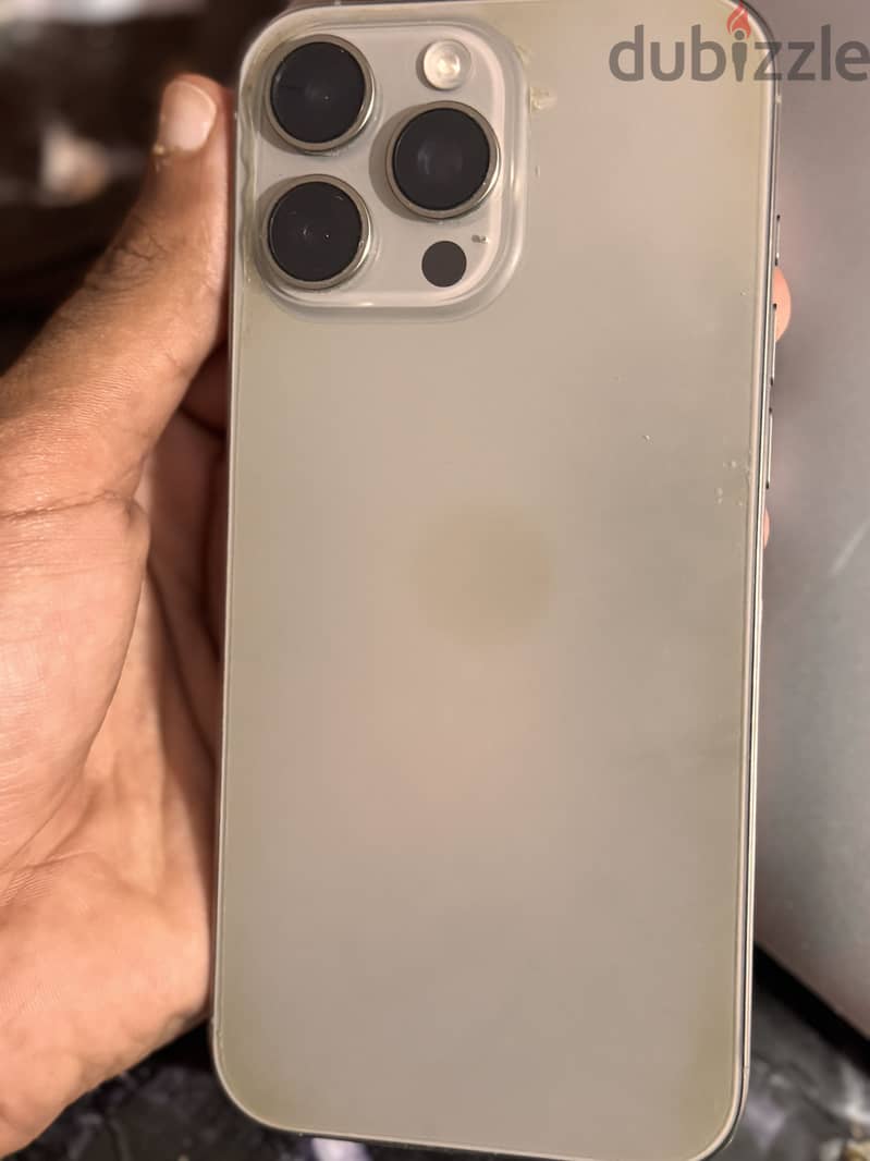 Apple - iPhone 16 Pro Max 4