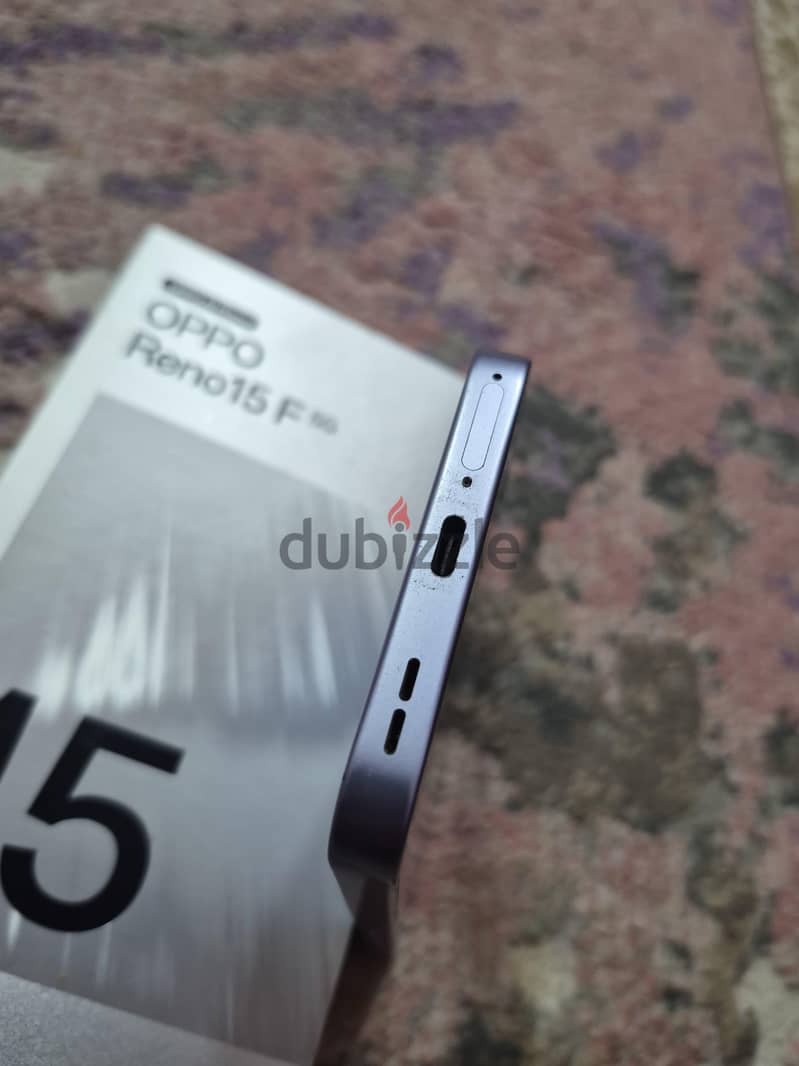 OPPO Reno 15 FS 2
