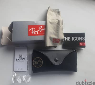 نظاره لم تستعمل جيالي هديه من فرنسا نوعها ray ban