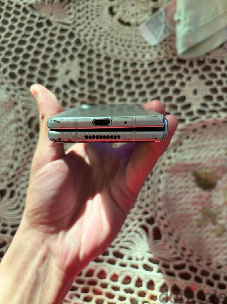 Samsung Z Fold 3 7