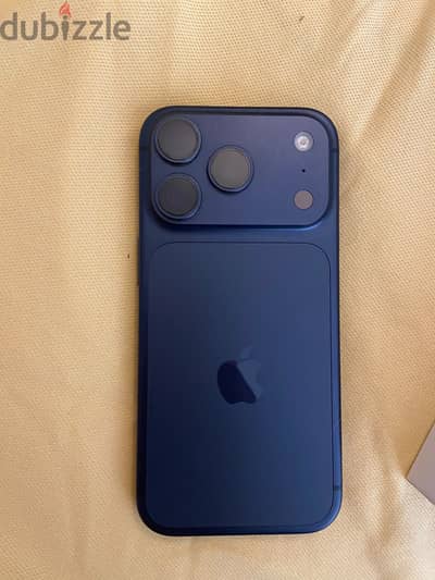 Apple - iPhone 17 Pro