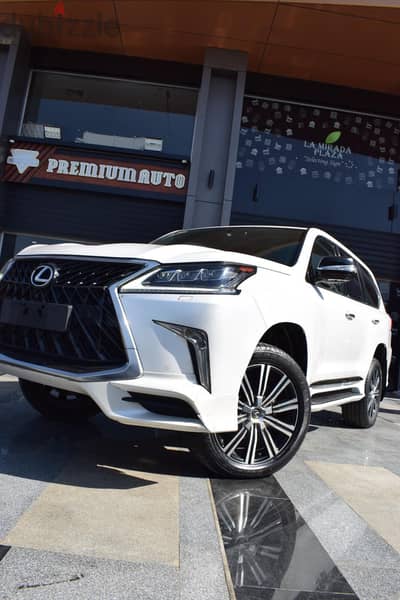 Lexus LX 2021