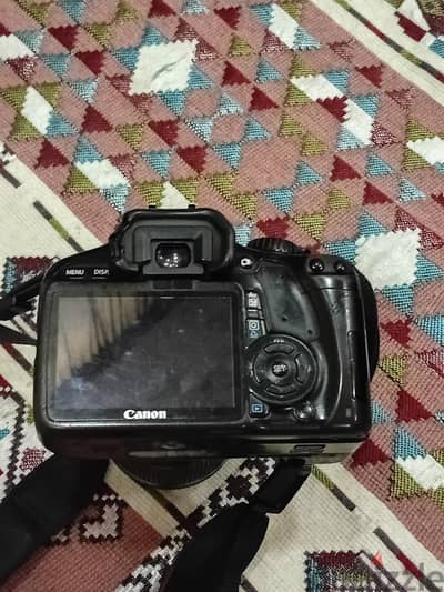 كاميرا كانون 550d
