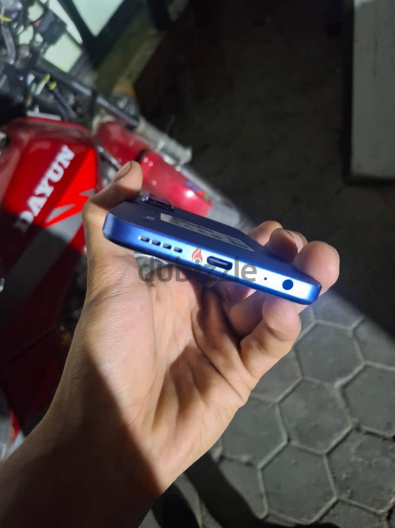 Infinix Hot 60i 4