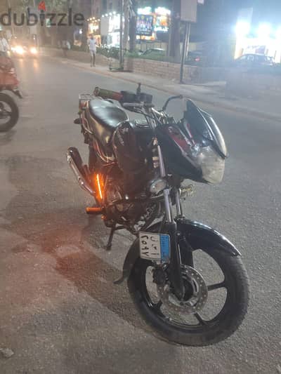 موتوسيكل بجاج هندي بحاله جيده