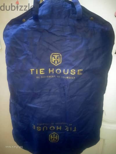 بدلتين  استخدام مره واحده من TiE HOUSE