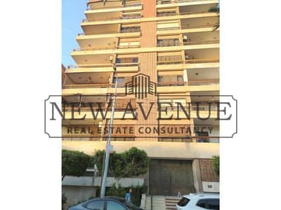 fully finished apartment 189 meters very prime location direct on landscape 4th floor with elevator and parking slot