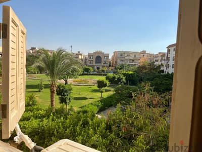 duplex Grond and first floor for sale
