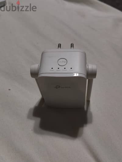 TP-Link RE205 AC750 Dual Band Wi-Fi Range Extender - Like New