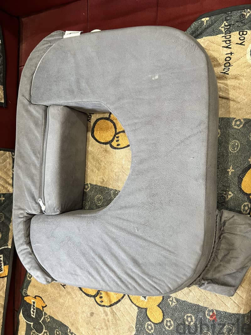 Nursing pillow 2