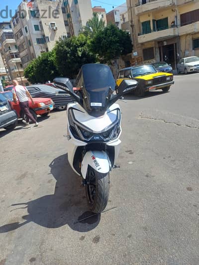 sym curisym 400