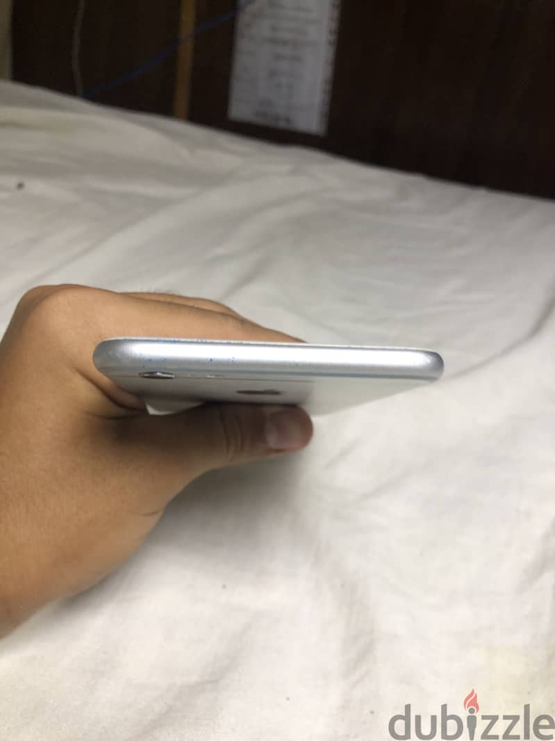 Apple - iPhone 6S Plus 4
