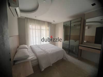 Apartment 3 bedrooms and 2 bathroom