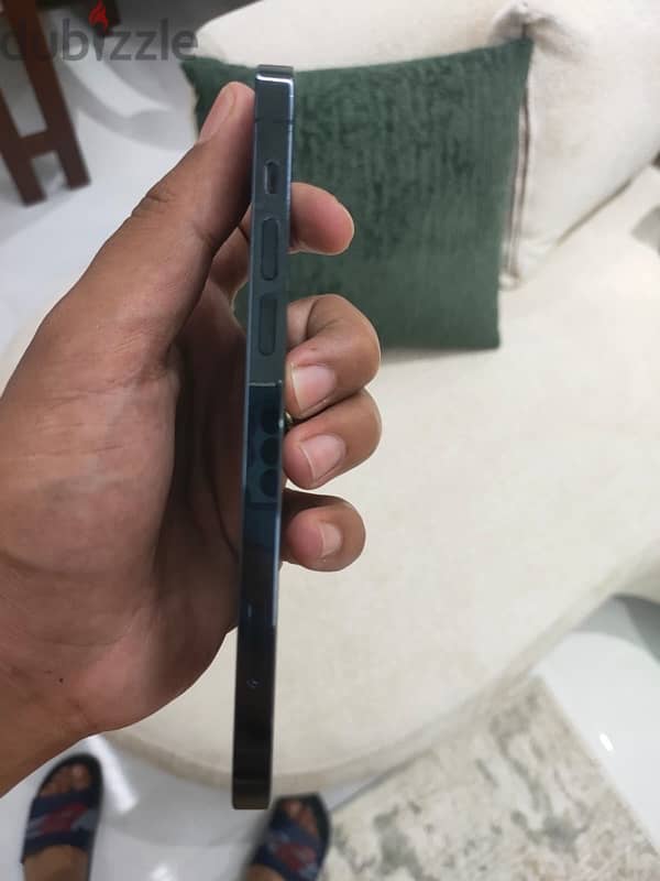 iPhone 12pro 256 3