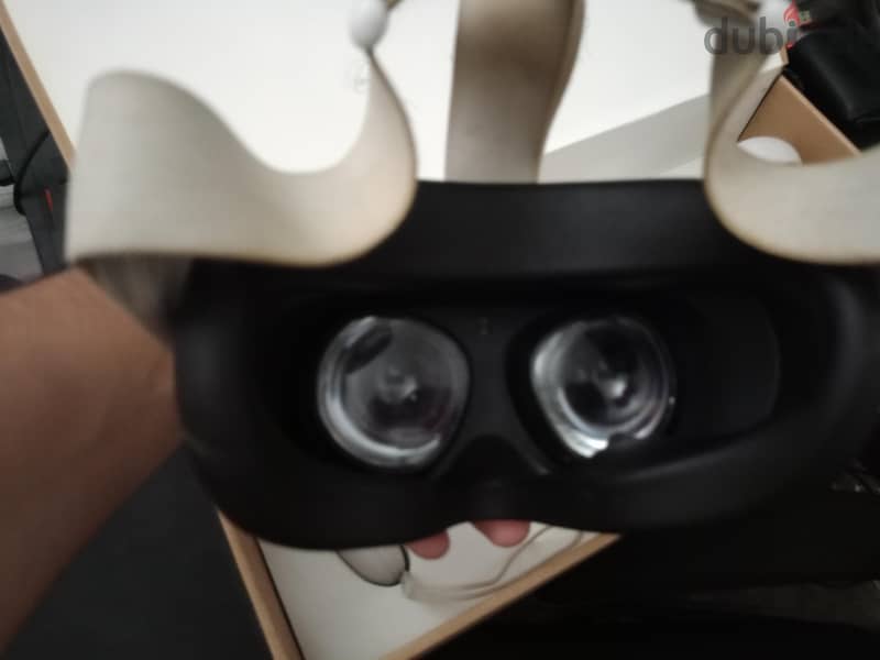 Oculus Quest 2 4