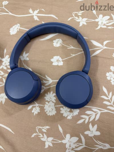 Sony wireless On-ear headphones blue