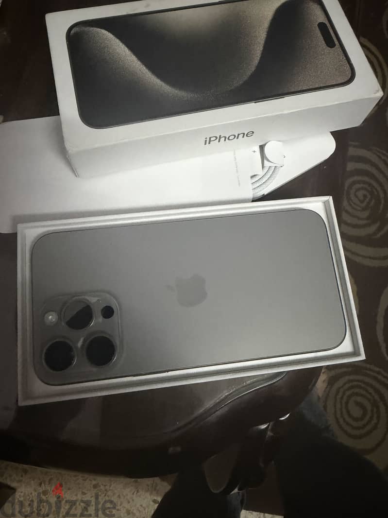 Apple - iPhone 15 Pro Max 7