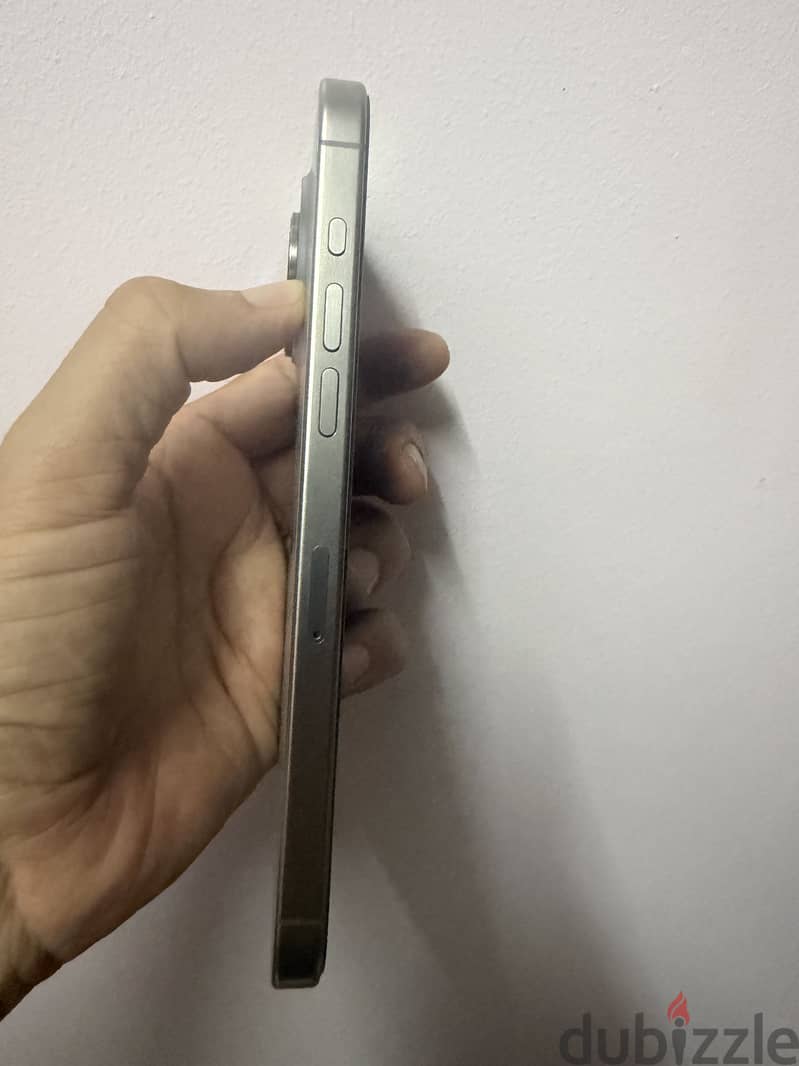 Apple - iPhone 15 Pro Max 8