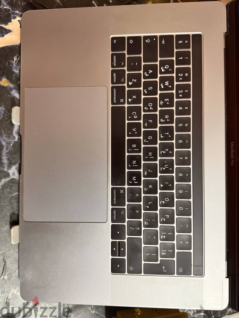 Mac book pro 2017 2