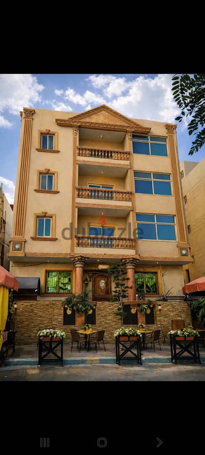 عمارة بجنوب الأحياء أكتوبر للبيع من المالك