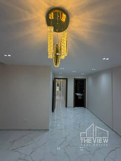 شقة ارضي بجارن مميزة اول سكن تشطيب سوبر لوكس كمبوند الخمايل khamayl compound  الشيخ زايد  مرحلة تالتة ا دبل فيس