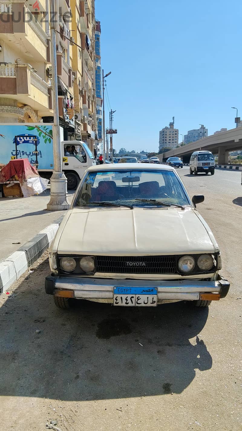 تويوتا كورولا 1980