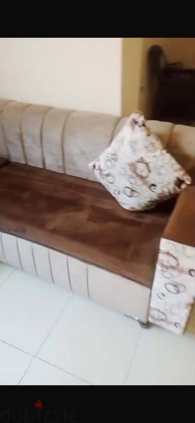 كنبه وركنه