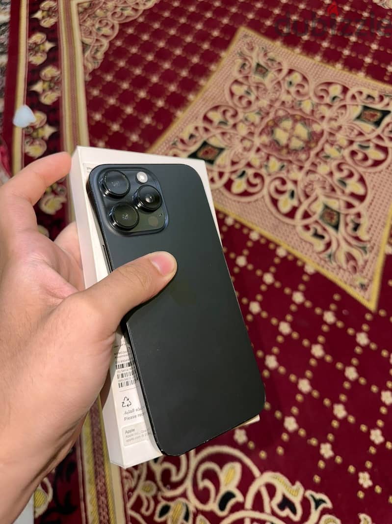 Apple - iPhone 16 Pro Max 1