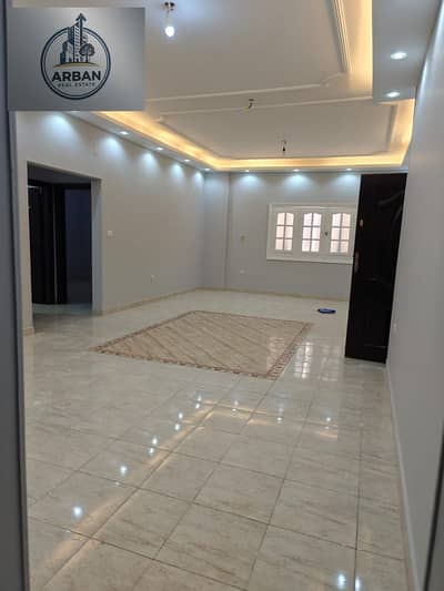 For rent, an apartment within a villa in the Fifth Settlement, south of the Academy, near Cairo Festival, the Police Academy, and Downtown. A distinctive and upscale location.