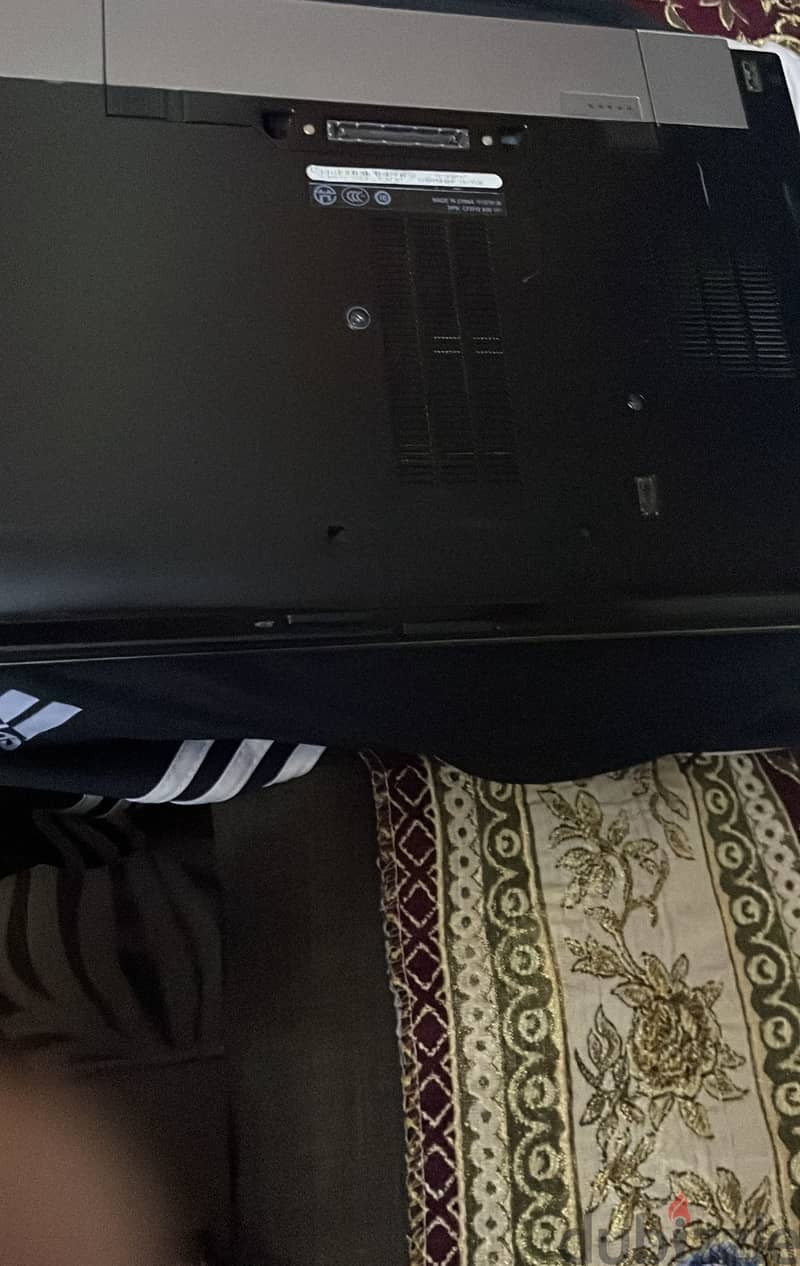 Dell Latitude E6410 1