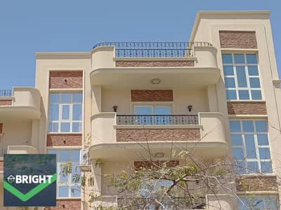 Unbeatable price: 220m² apartment, ready for immediate delivery, in a prime location—available for a limited time at a special price.