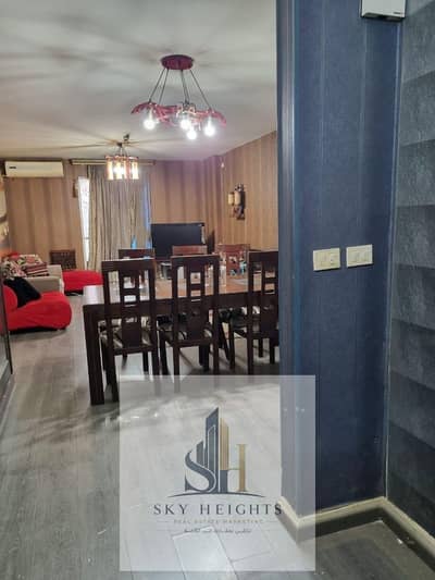 Apartment for sale in Al Rehab City, Phase 4, with a prime location near Gateway Mall & Mall 2. Exceptional deal at a great price.